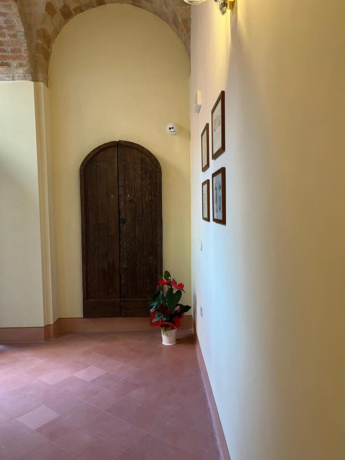 Apartamento Dimora Santa Chiara Ripatransone Exterior foto