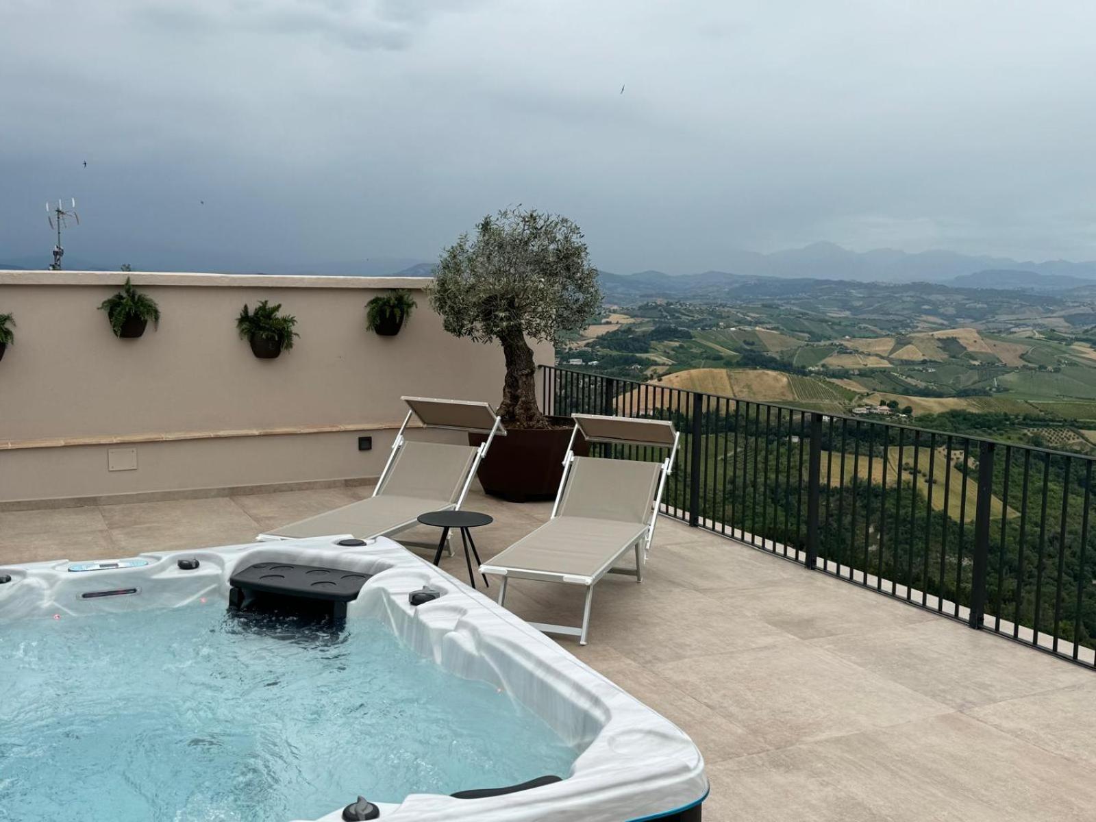 Apartamento Dimora Santa Chiara Ripatransone Exterior foto